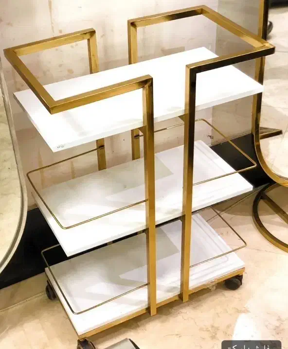 صندلی جکدار پدالی تخت طرح میز ناخن استادکار اسپا|آرایشگاه و سالنهای زیبایی|شیراز, اصلاحنژاد|دیوار