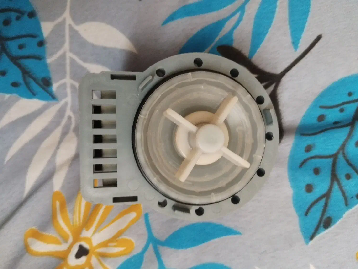 پمپ تخلیه ماشین لباسشویی دوو|ماشین لباسشویی و خشک‌کن لباس|فردیس, شهرک شهید حسینی|دیوار