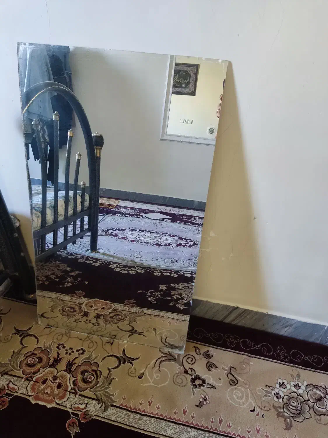 آیینه|آینه|بروجرد, |دیوار