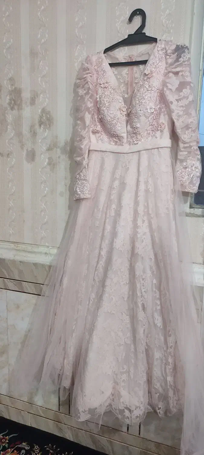 لباس مجلسی|لباس|خرمآباد, |دیوار