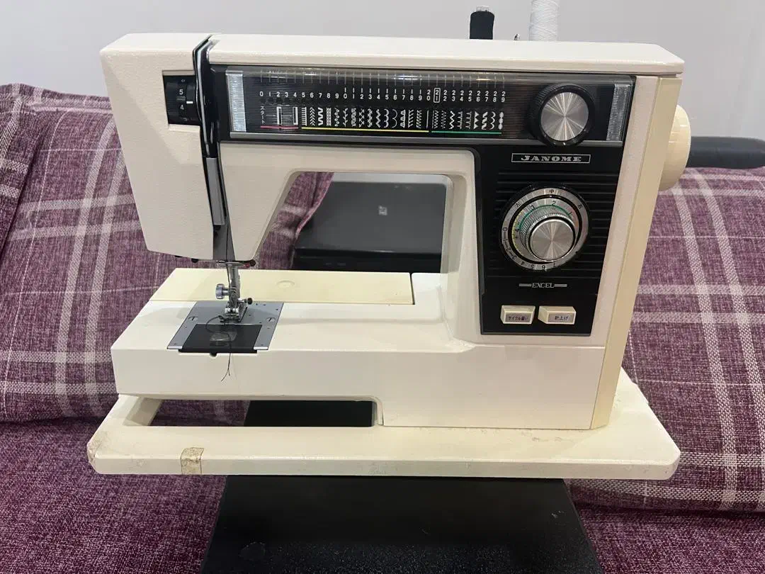 چرخ خیاطی ژانومه 817|چرخ خیاطی و ریسندگی|امیدیه, |دیوار