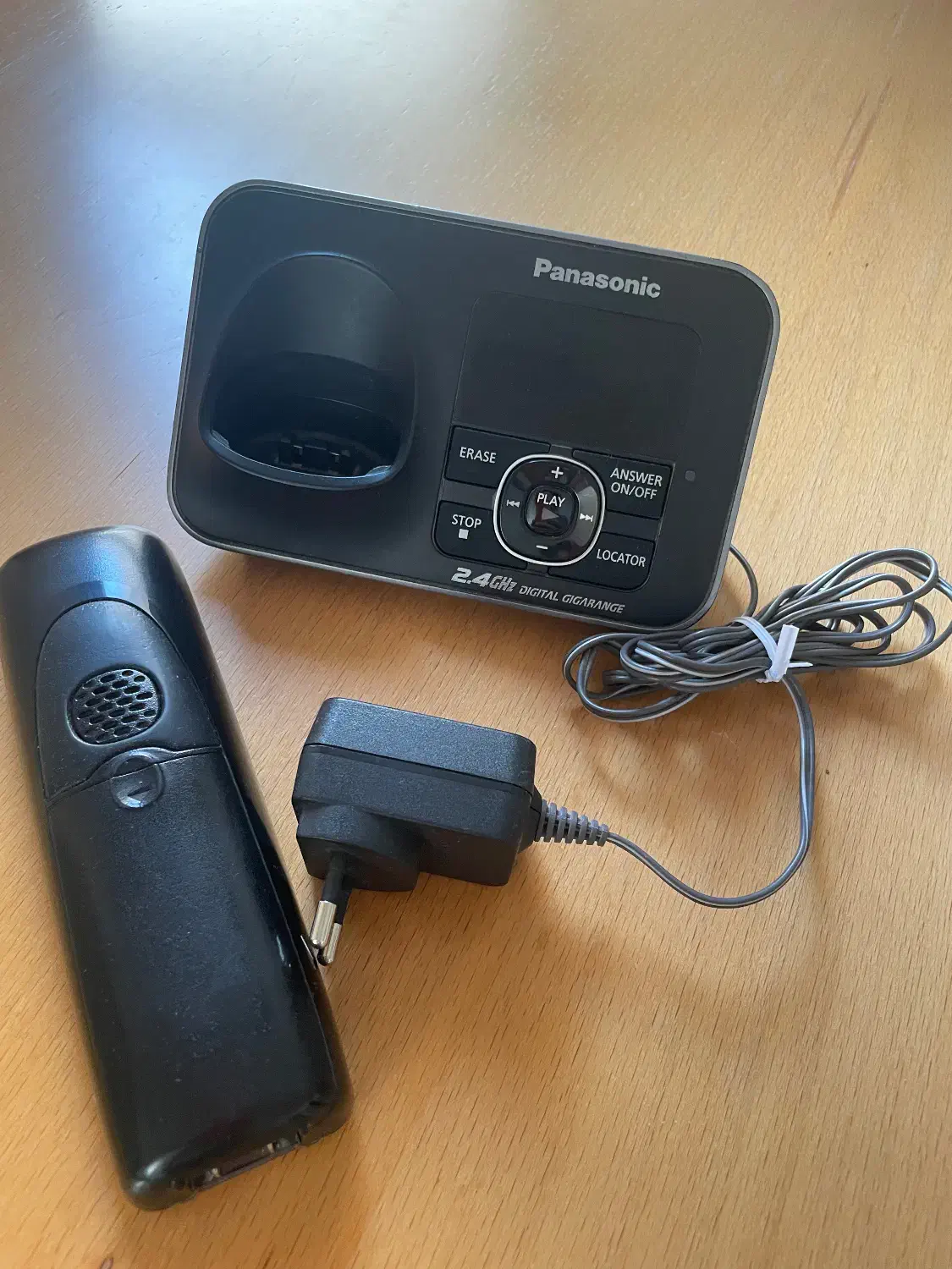 تلفن بیسیم پاناسونیک ۳۷۲۱ وتلفن قدیمی دوو|تلفن رومیزی|بجنورد, |دیوار