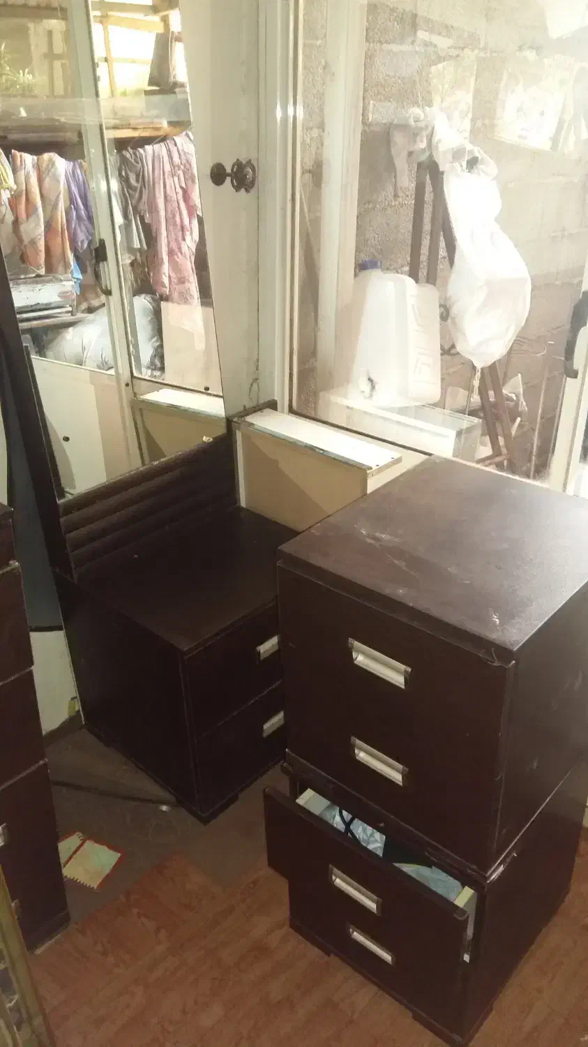 دلاور و گاز سینجر|مبلمان خانگی و میز عسلی|رشت, پیرکلاچای|دیوار