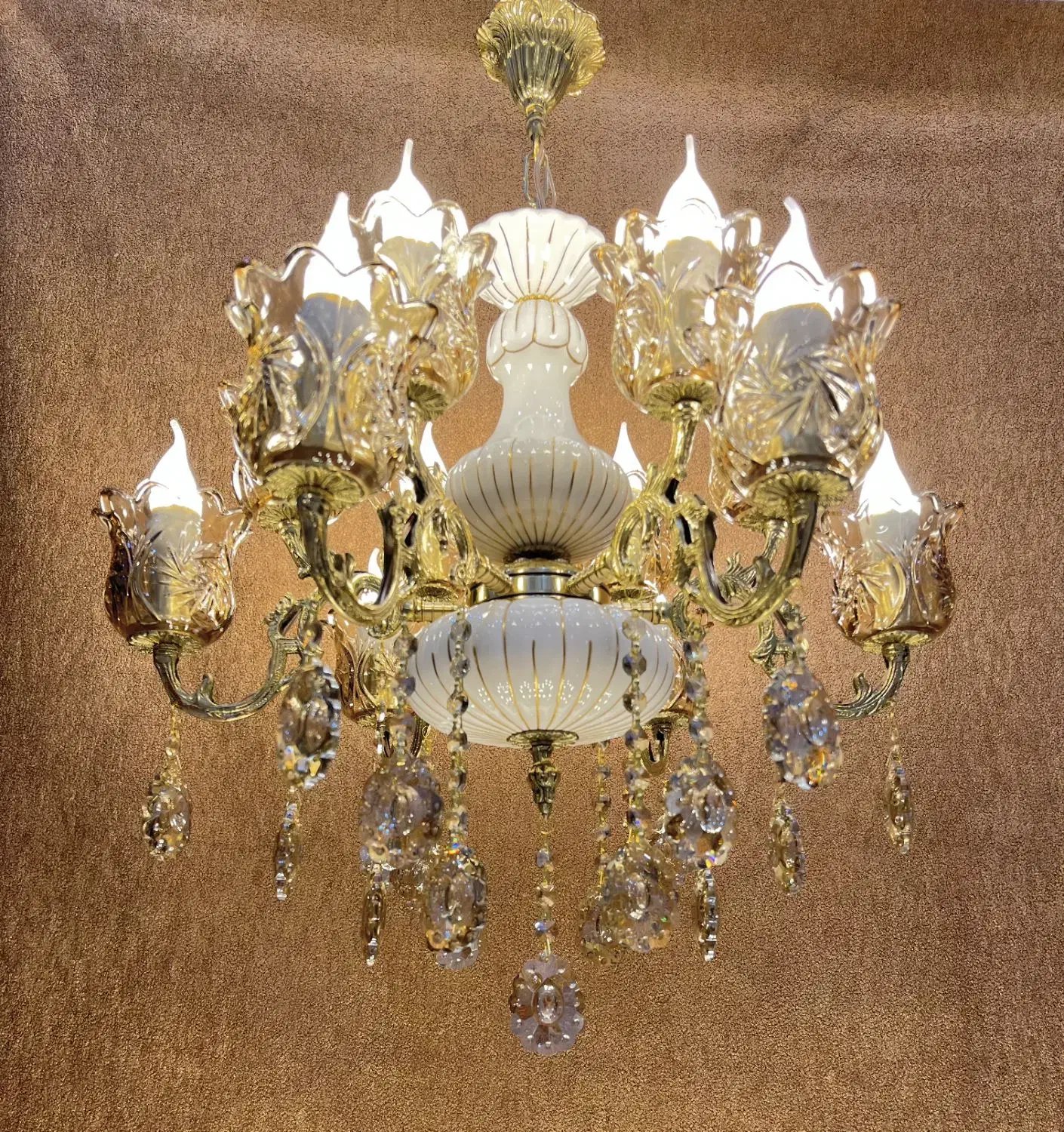 لوستر تاج سرامیکی مدل شاخه دوبل لاله خور ۱۰شعله|لوستر و چراغ آویز|تهران, نعمت‌آباد|دیوار