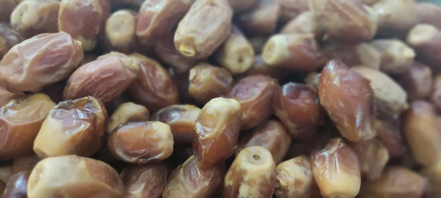 قصبک|خوردنی و آشامیدنی|شیراز, مسلم|دیوار