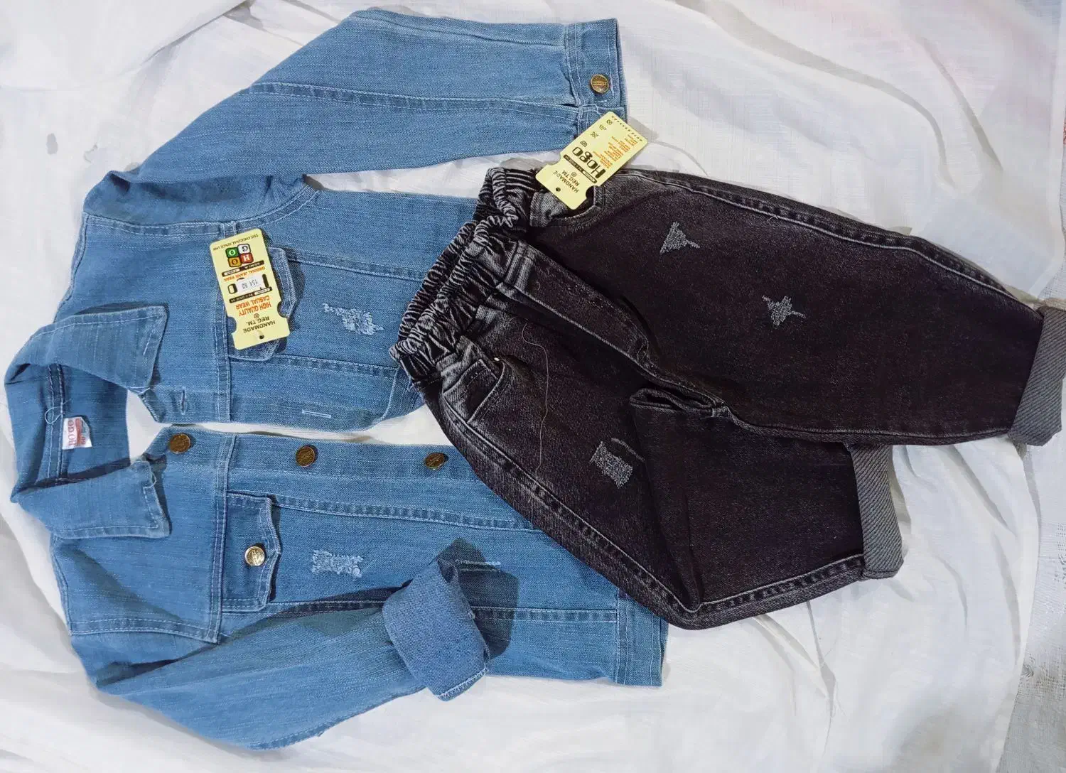 بچگانه|کفش و لباس بچه|خرم‌آباد, |دیوار