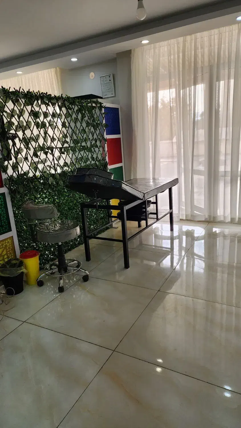 اجاره تخت در سالن زیبایی|خدمات آرایشگری و زیبایی|تهران, تهرانپارس جنوبی|دیوار