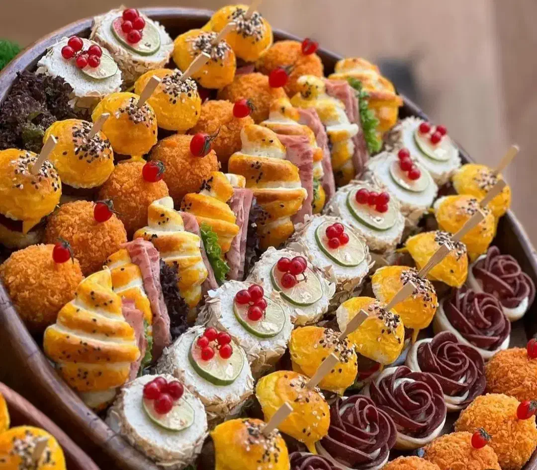 فینگر فود|خوردنی و آشامیدنی|شیراز, میانرود|دیوار