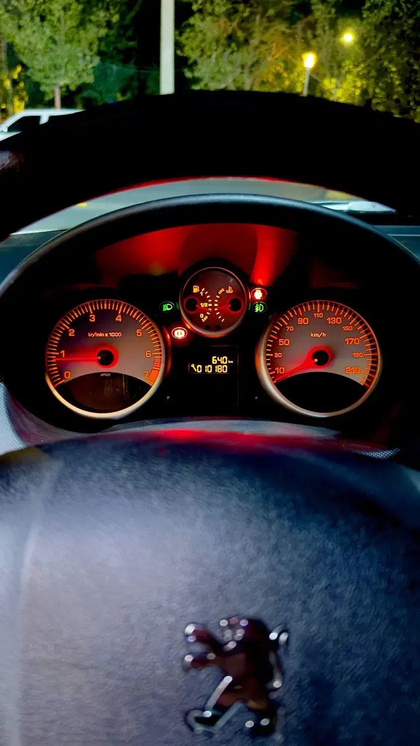 207 موتور tu5 + کارت طلایی|خودرو سواری و وانت|فردیس, شهرک ۱۱۰|دیوار