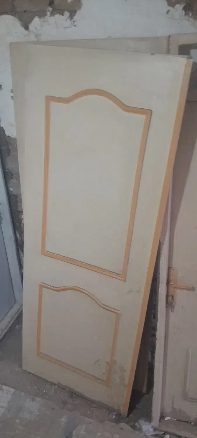 درب محکم وقوی|مصالح و تجهیزات ساختمان|بروجرد, |دیوار