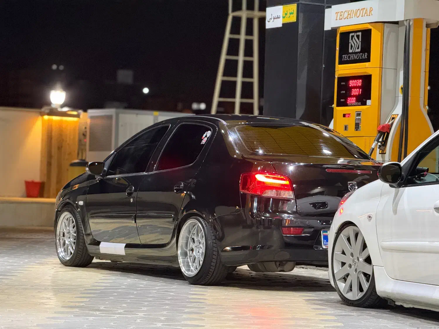 راناپلاس ۱۴۰۱|خودرو سواری و وانت|سنندج, |دیوار