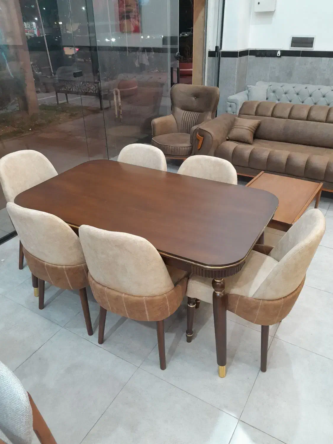 مبلمان و میزناهار خوریvip شرکتی|مبلمان خانگی و میز عسلی|رشت, گیل|دیوار