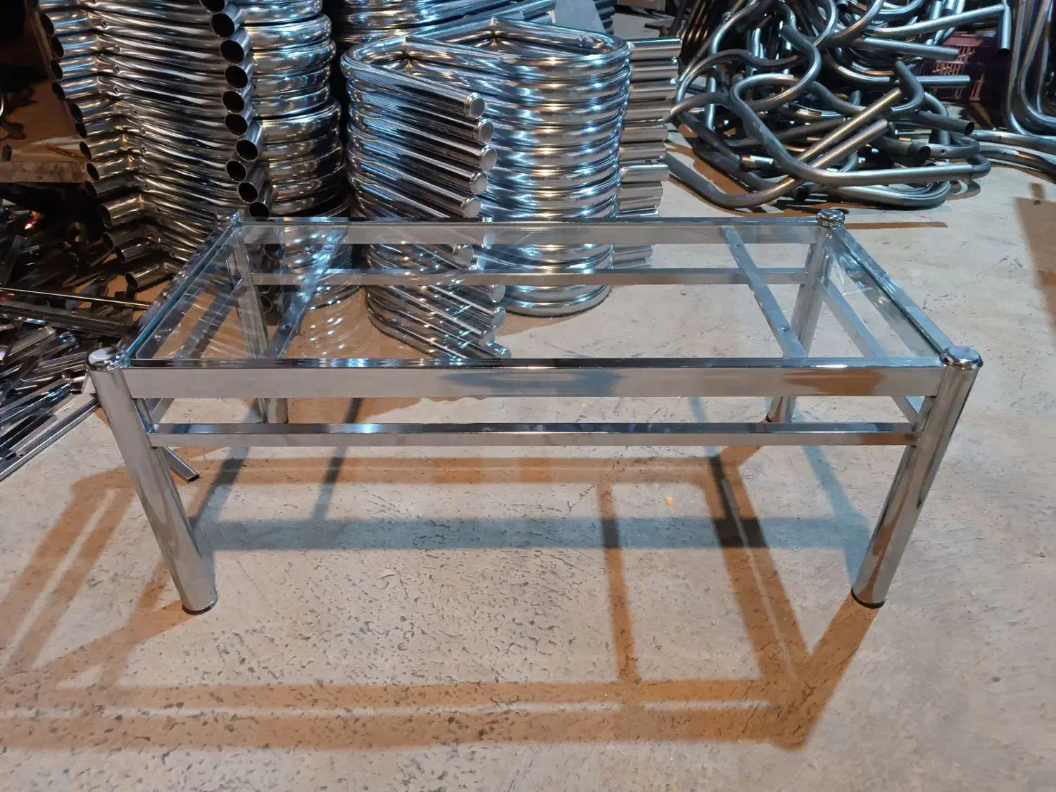 جلو مبلی استیل شیشه دودی ۱متر در ۵۰ نونو|مبلمان خانگی و میز عسلی|سبزوار, امام خمینی (ناوی)|دیوار