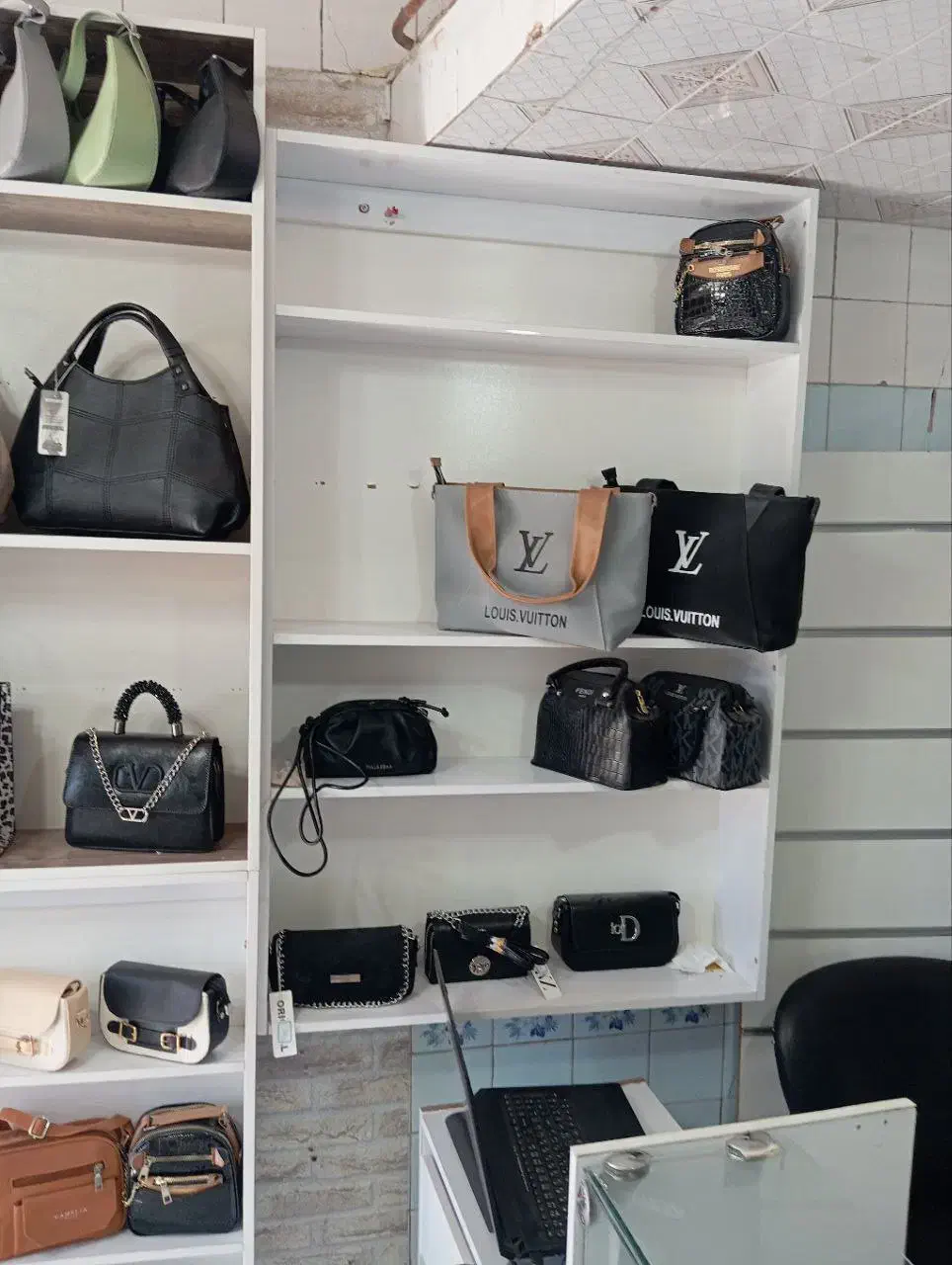 قفسه و ویترین|کتابخانه، شلف، قفسه‌های دیواری|جوانرود, |دیوار