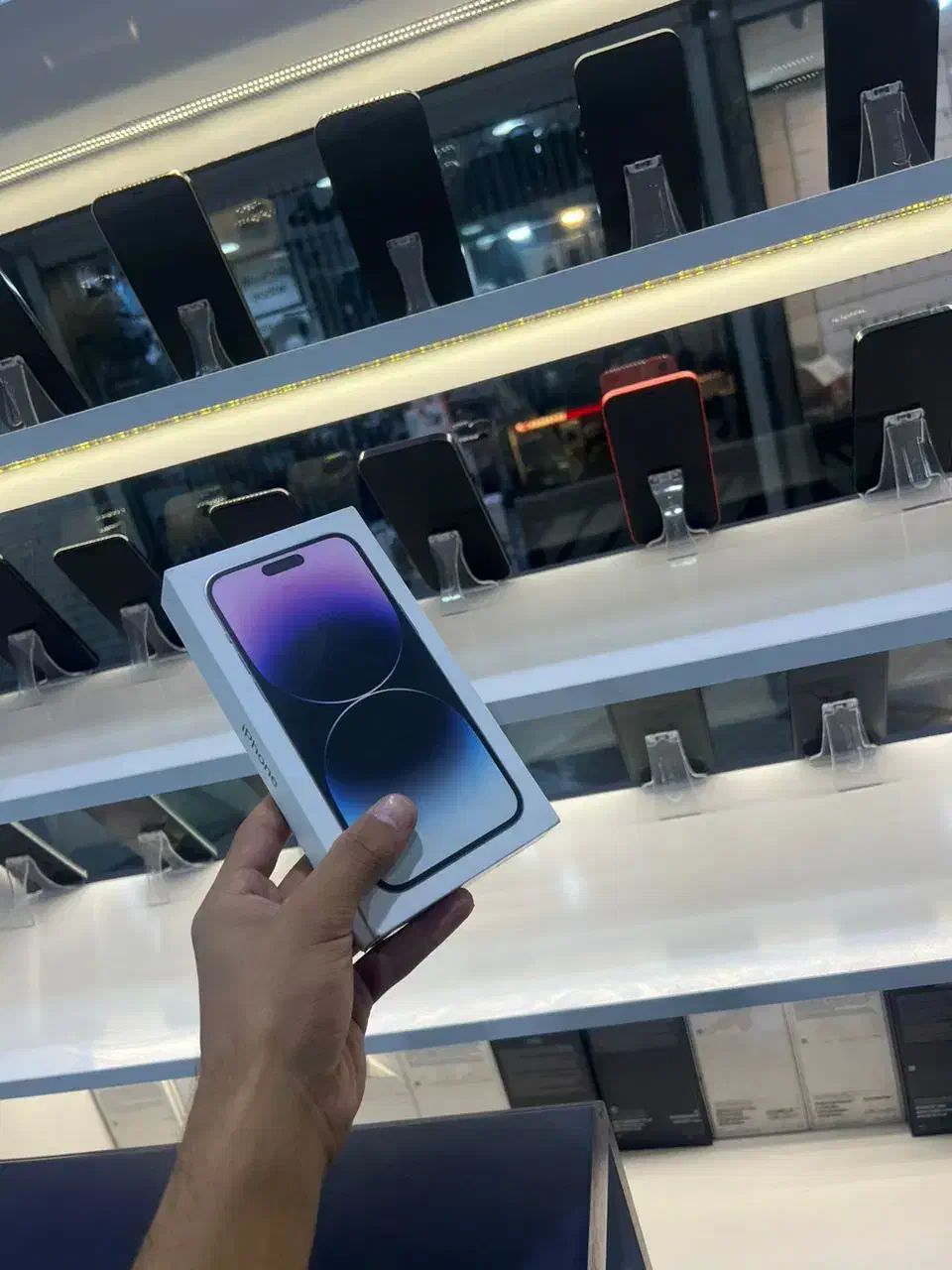 گوشی آیفون 14promax256ZAA آکبند بدون کد ریجستیر|موبایل|تهران, جمهوری|دیوار