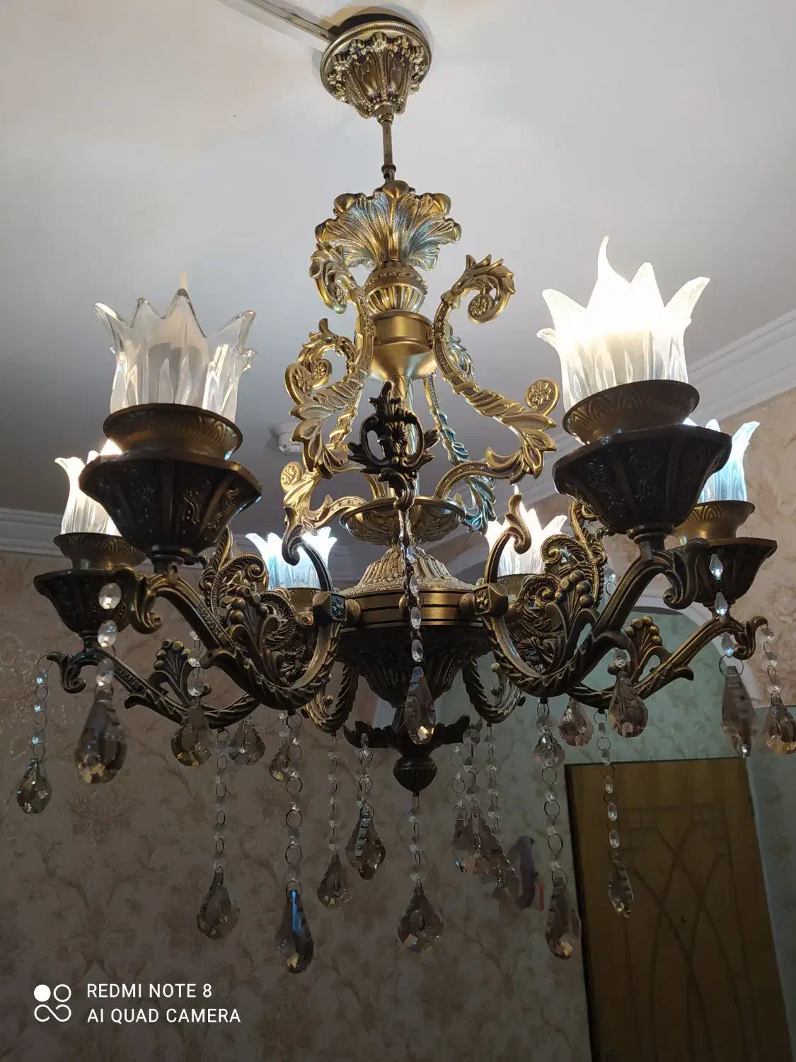 یک جفت لوستر شش شعله|لوستر و چراغ آویز|اسلام‌شهر, شهرک قائمیه|دیوار