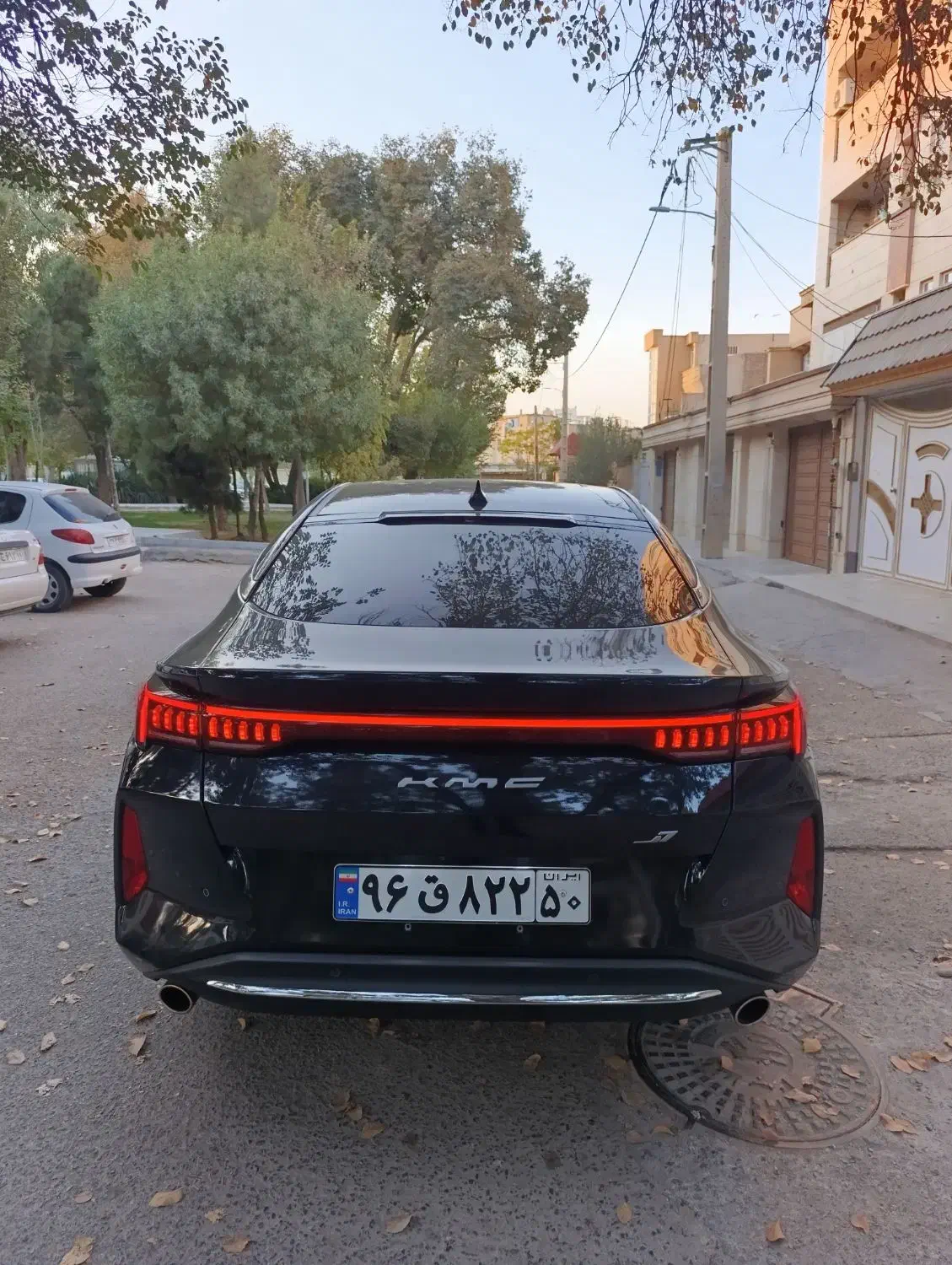 کی ام سی KMC 1402 نمایشگاه نبی ئی|خودرو سواری و وانت|قم, بنیاد|دیوار