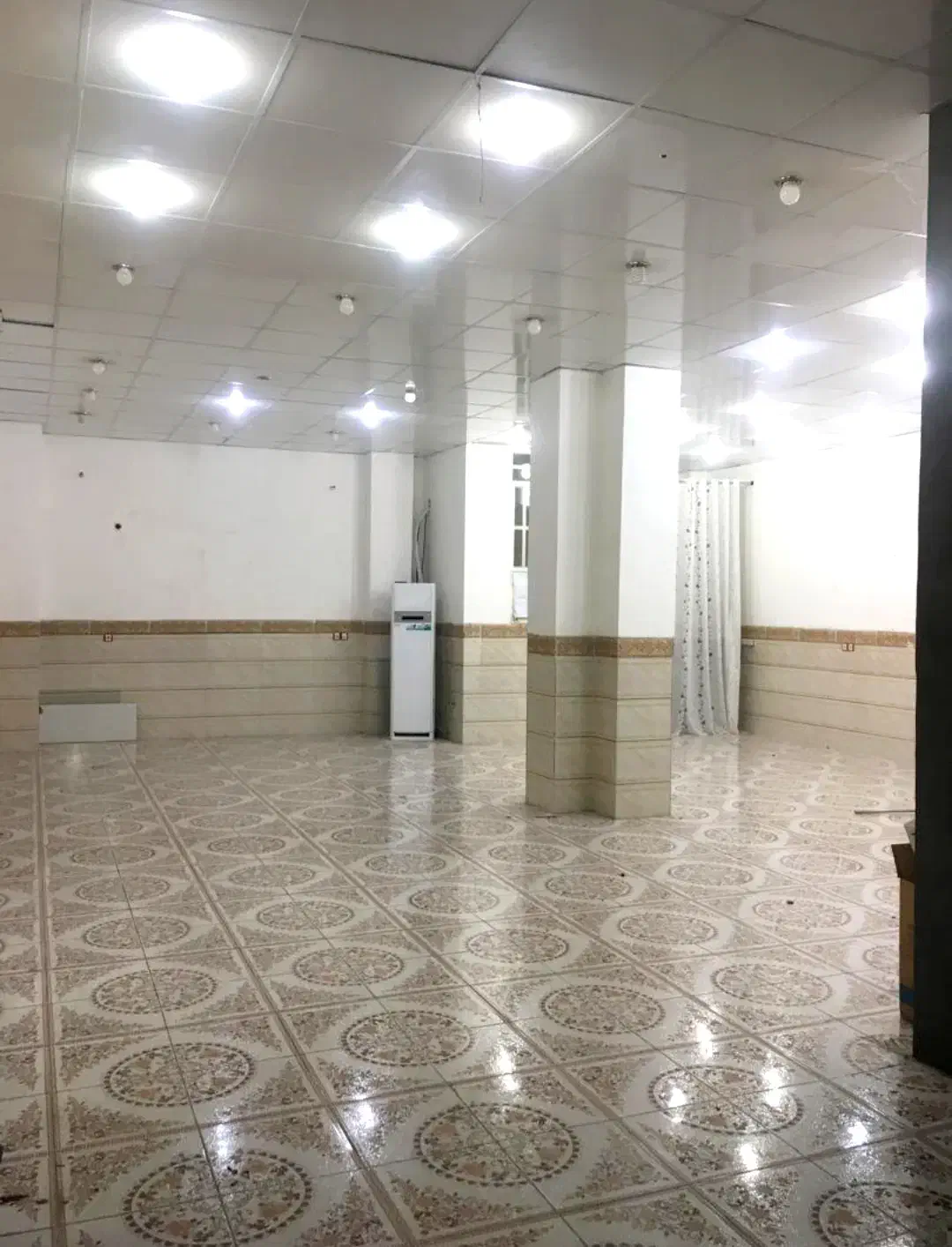 اجاره مغازه ۱۰۰ متری|اجارهٔ مغازه و غرفه|خورموج, |دیوار