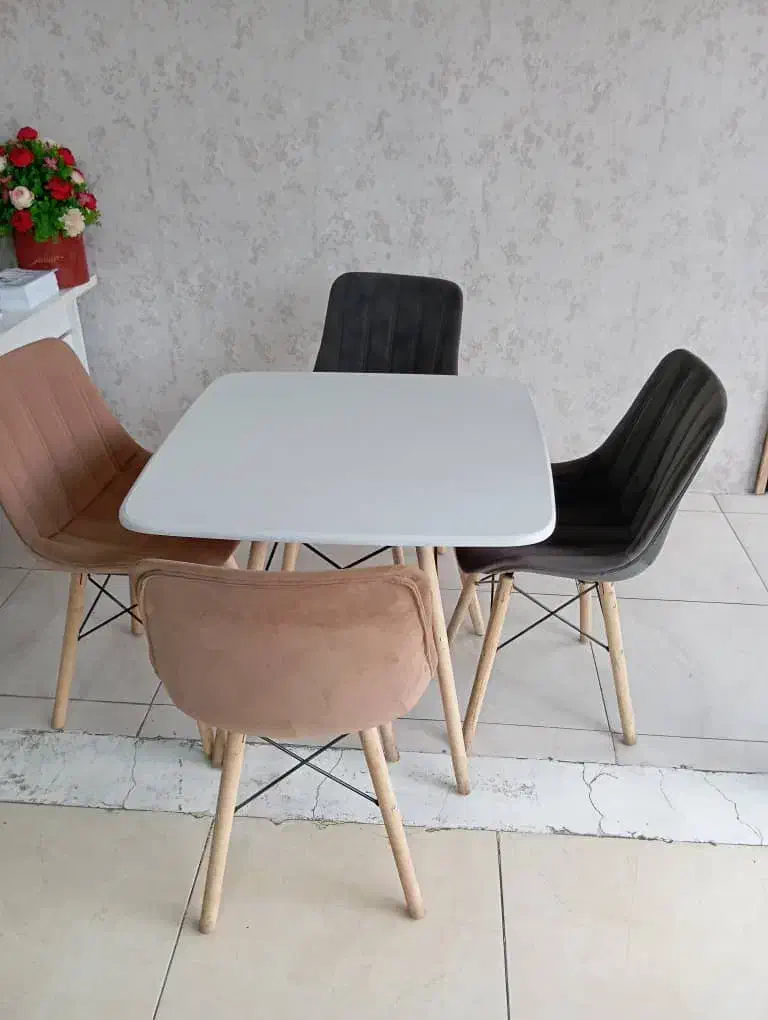 دو عدد میز ۸ عدد صندلی با یه صندلی منشی با میزش|میز و صندلی غذاخوری|سلماس, |دیوار