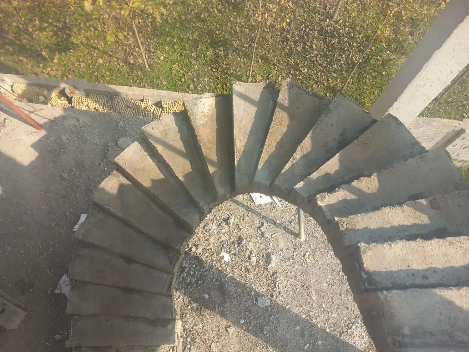 پله گردبتنی|خدمات پیشه و مهارت|رشت, معلولین|دیوار