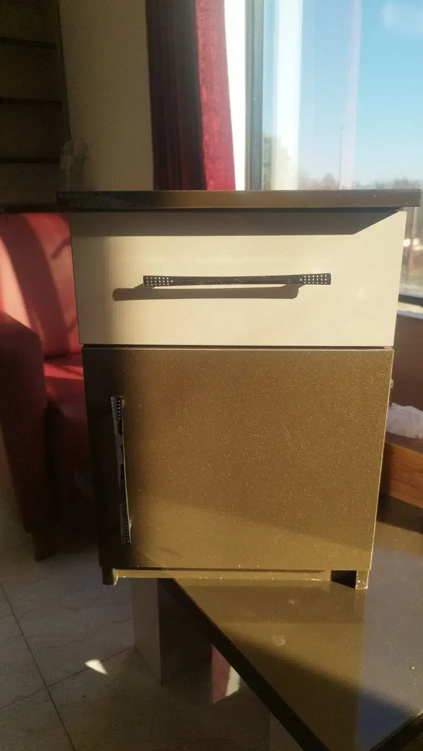 پا تختی|تخت و سرویس خواب|رامسر, |دیوار