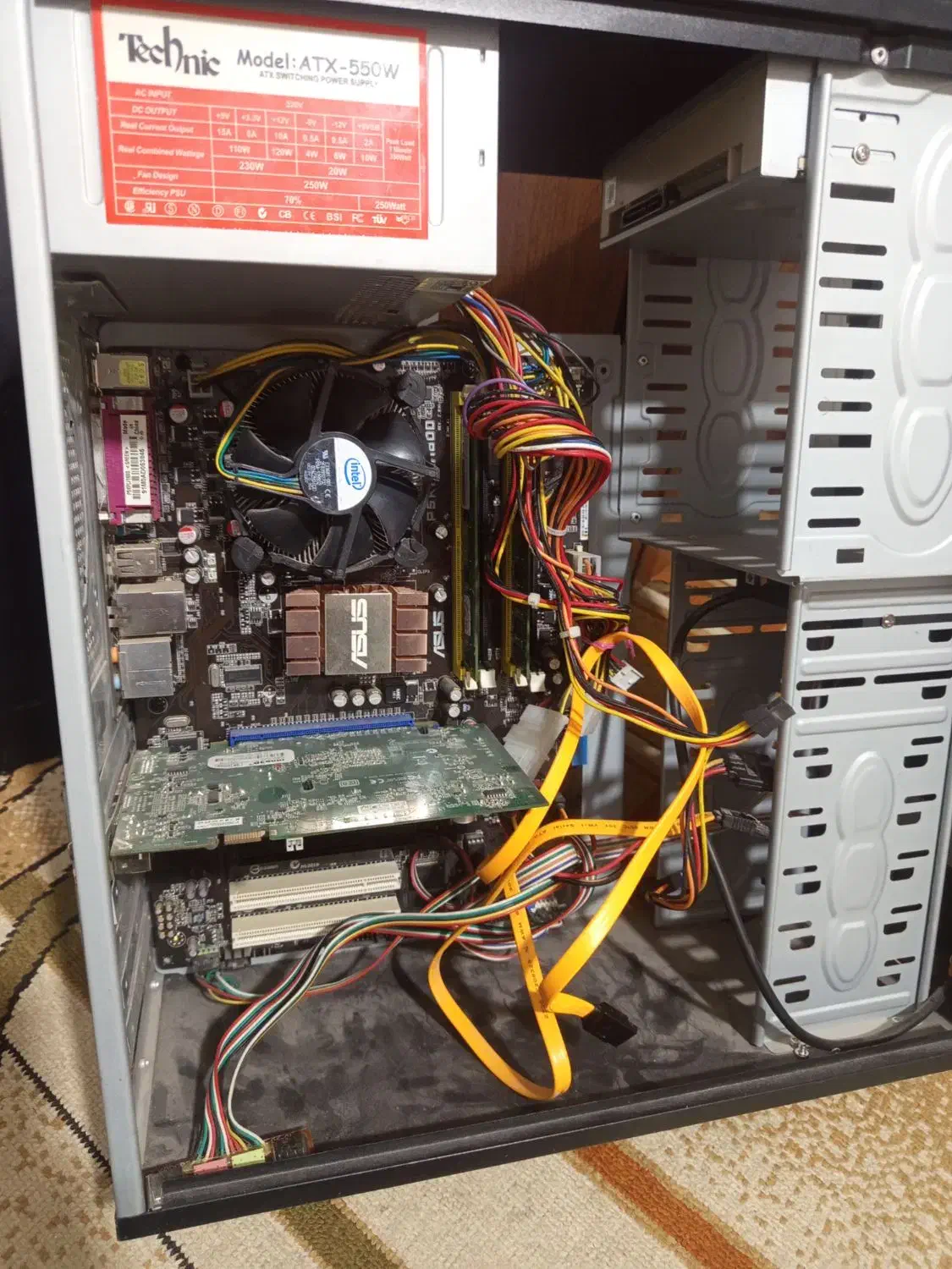 اجزای کیس|رایانه رومیزی|کرمان, |دیوار