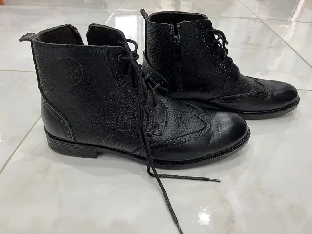 بوت مردانه خوش پا|کیف، کفش، کمربند|رشت, گلزاران|دیوار