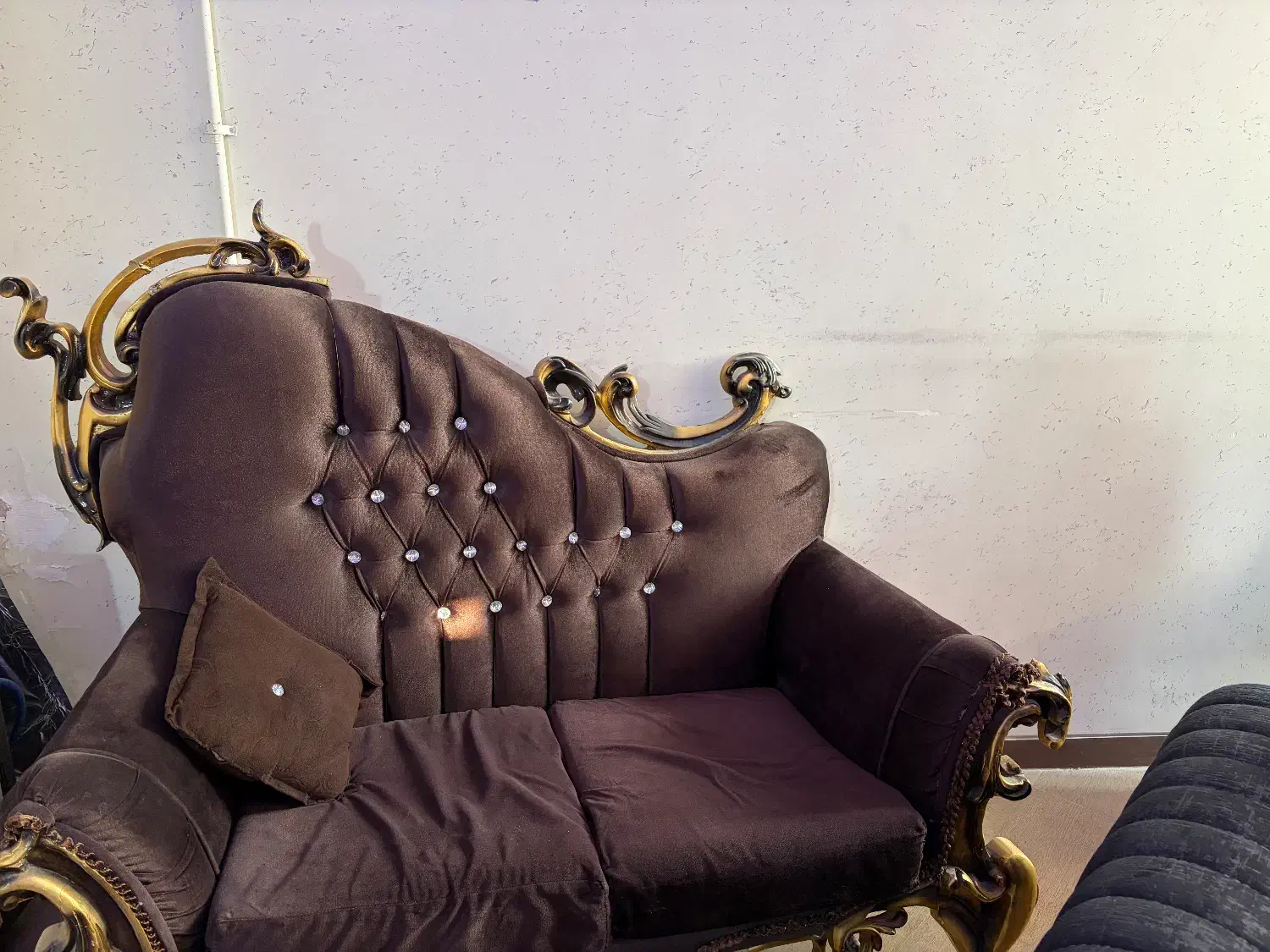 توافقی|فرش|اصفهان, باغ زرشک|دیوار