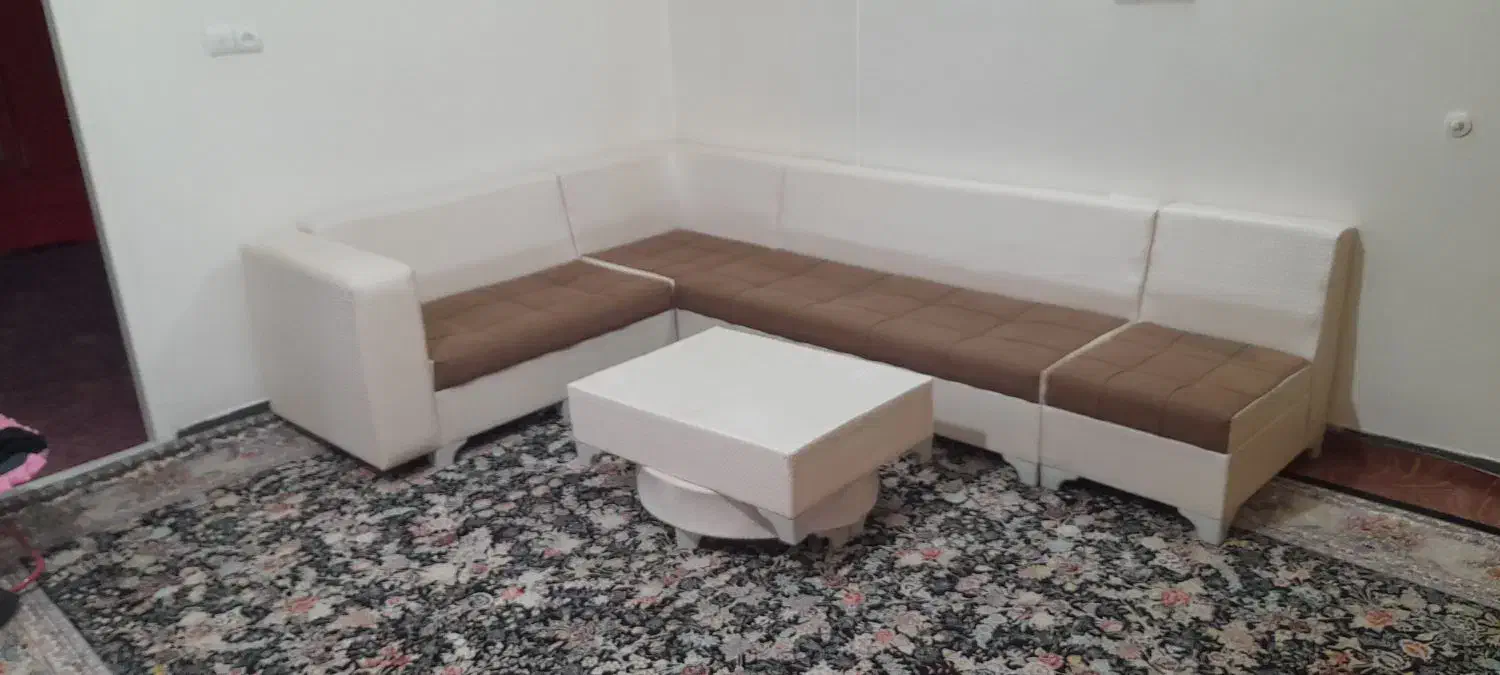 مبل ۷نفر طرح روس ۶ماه کارکرد نونو بهترین جنس۷م|مبلمان خانگی و میز عسلی|بروجرد, |دیوار