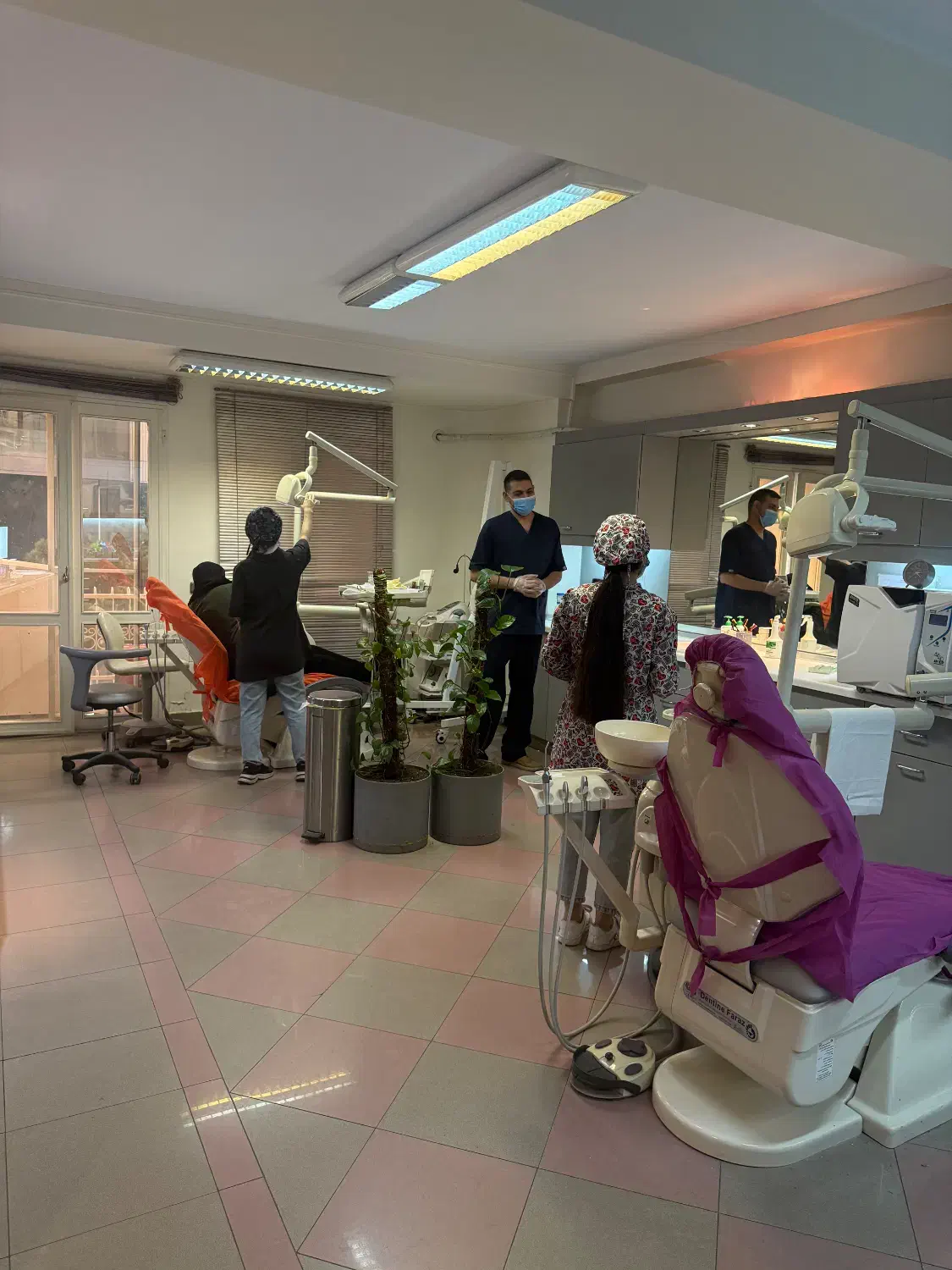کلینیک دندانپزشکی هما منشی می پذیرد|استخدام درمانی، زیبایی، بهداشتی|تهران, امانیه|دیوار