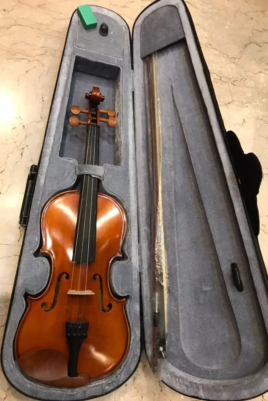 ویولن Amati 150 4/4|ویولن|تهران, قنات‌کوثر|دیوار