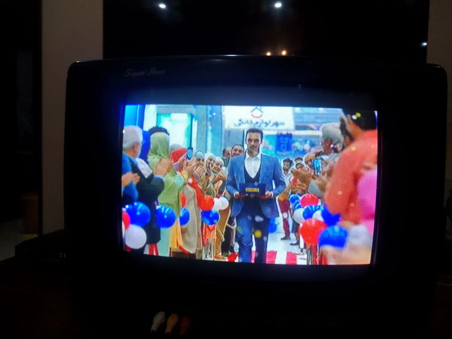 تی وی با کنترل با دستگاه دیجیتال در حد نو|تلویزیون و پروژکتور|مشهد, حجاب (شهرک غرب)|دیوار