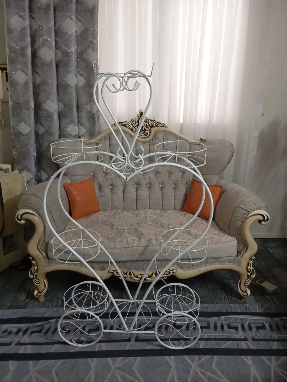 استند فلزی|گل و گیاه طبیعی|ری, تقی آباد|دیوار