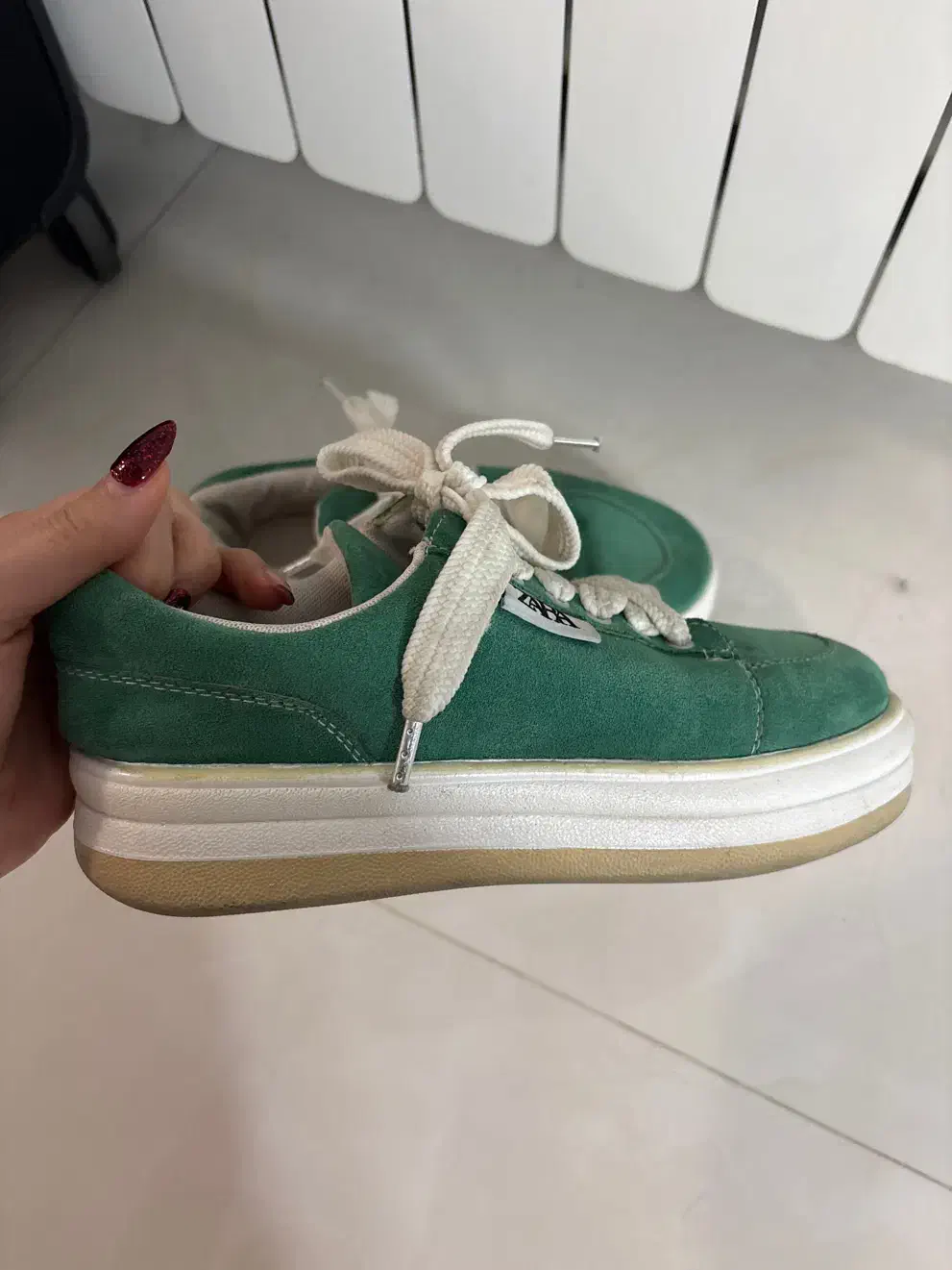 کتونی زارا استوک(در حد نو)|کیف، کفش، کمربند|اراک, |دیوار