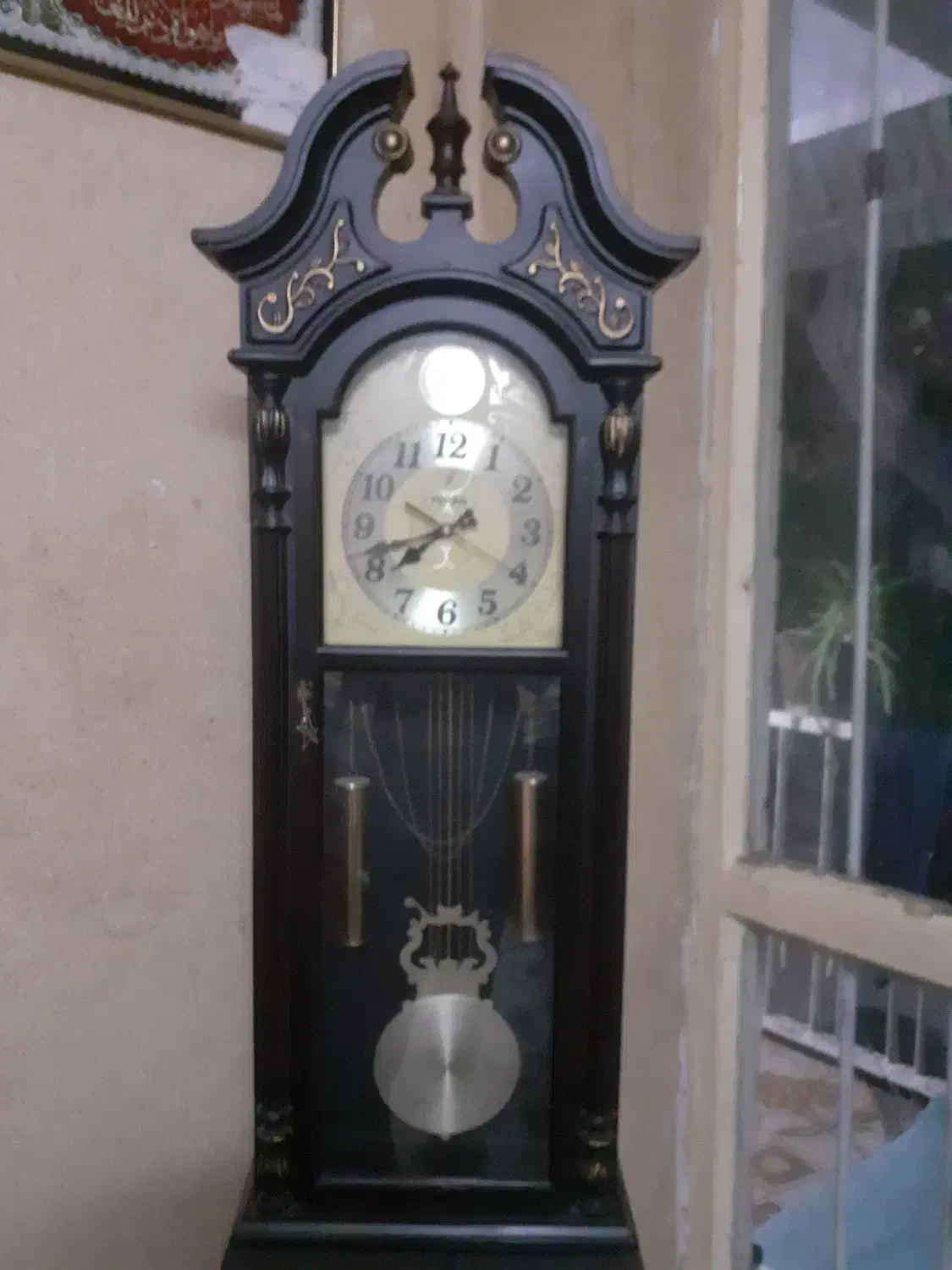 یک عدد ساعت فهوه ای در حد نو یک متری|ساعت دیواری و تزئینی|بروجرد, |دیوار