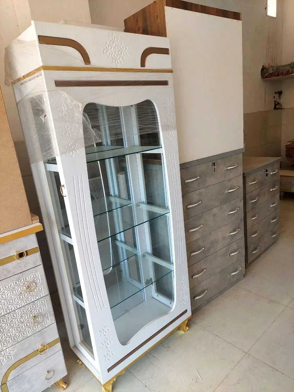 تولید کننده  وپخش مستقیم آینه کنسول و بوفه|بوفه، ویترین، کنسول|رامیان, |دیوار