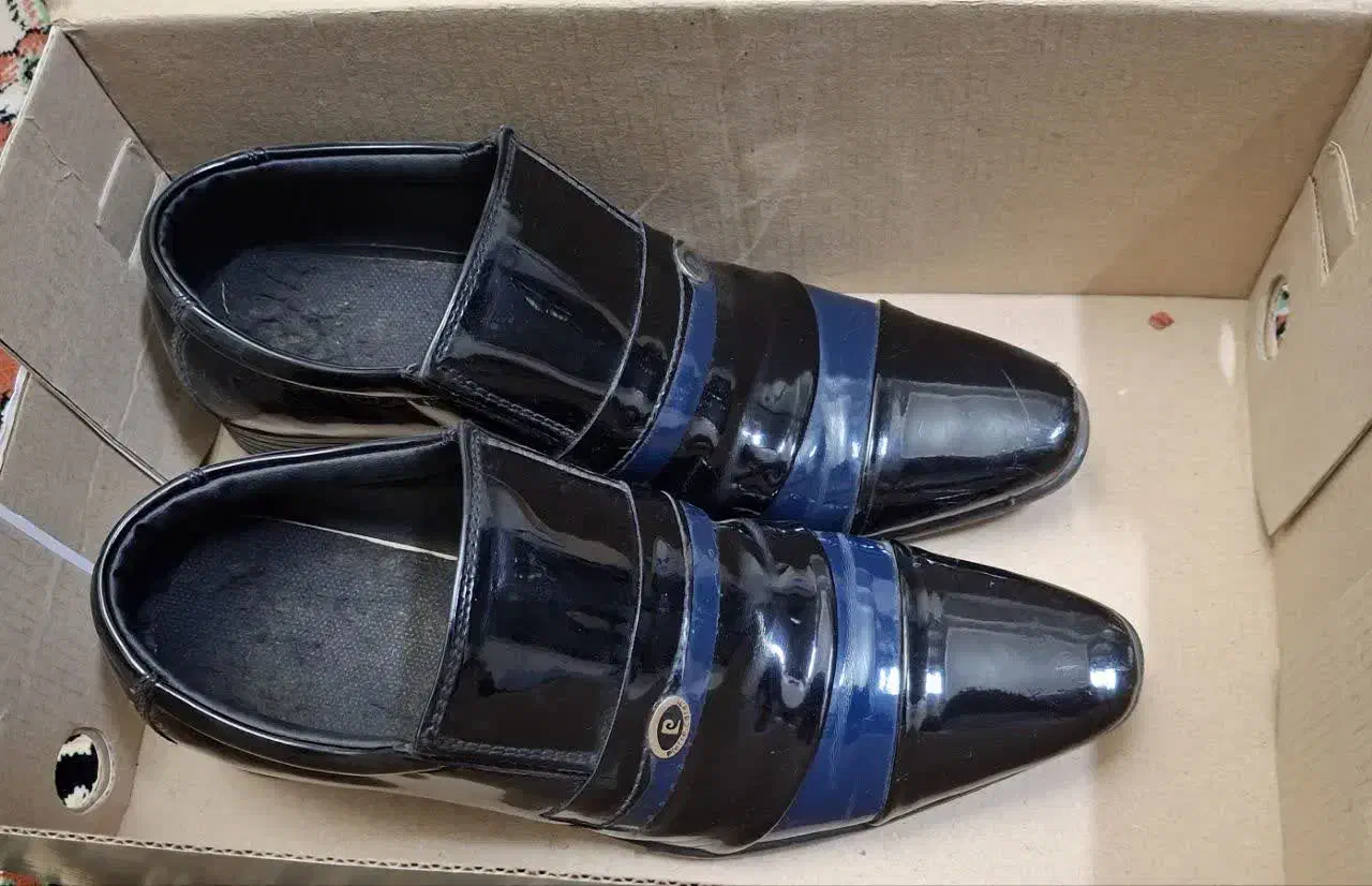 کفش مجلسی ورنی دو رنگ|کیف، کفش، کمربند|اسلام‌شهر, شهرک مفیدی|دیوار