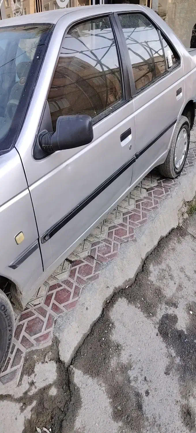 پژو ۴۰۵ مدل ۸۶ معاوضه یا نقدی|خودرو سواری و وانت|مریوان, |دیوار