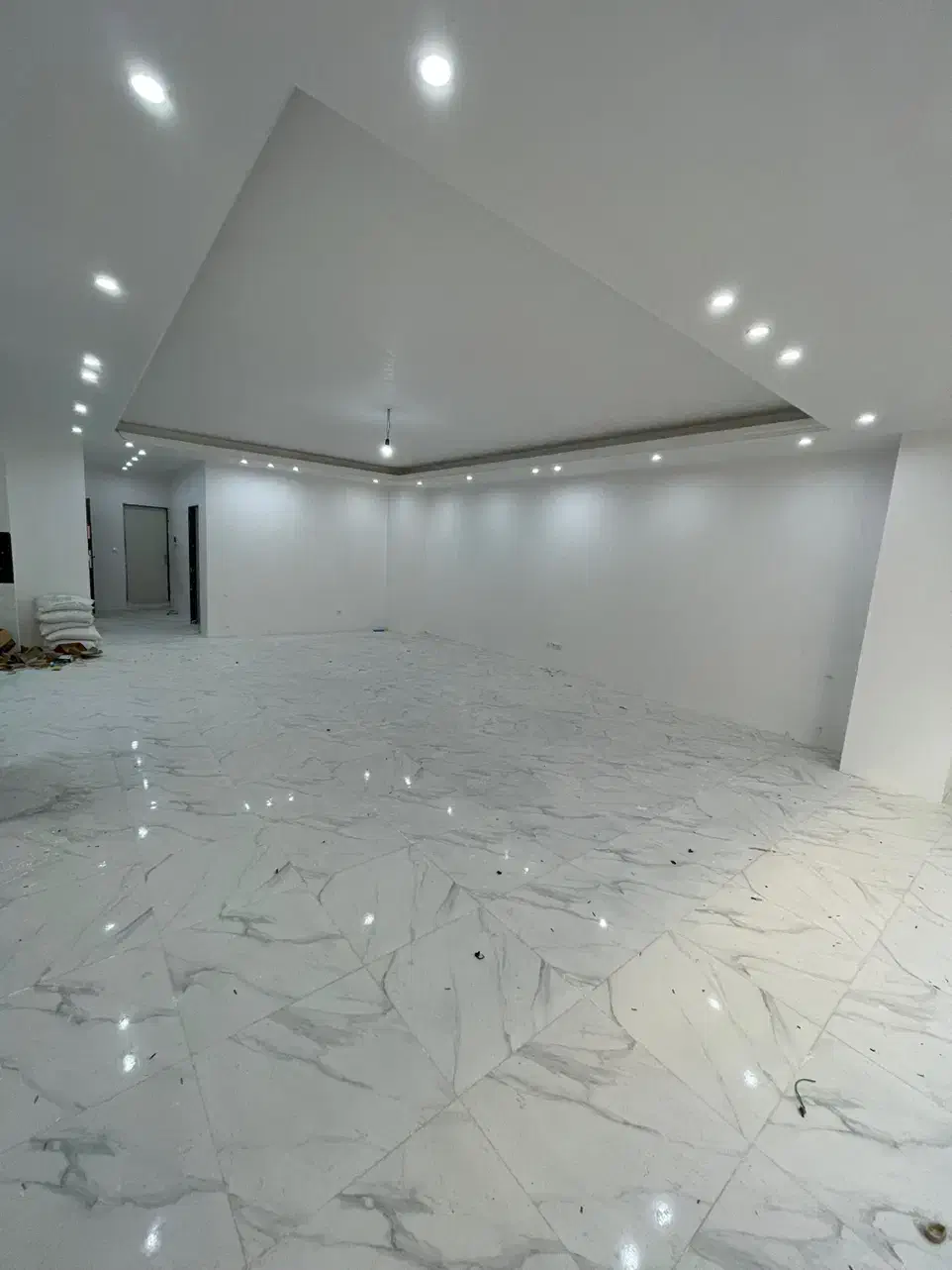 سنددار/پارکینگ اختصاصی/شهرک مهندسین|فروش آپارتمان|صباشهر, |دیوار