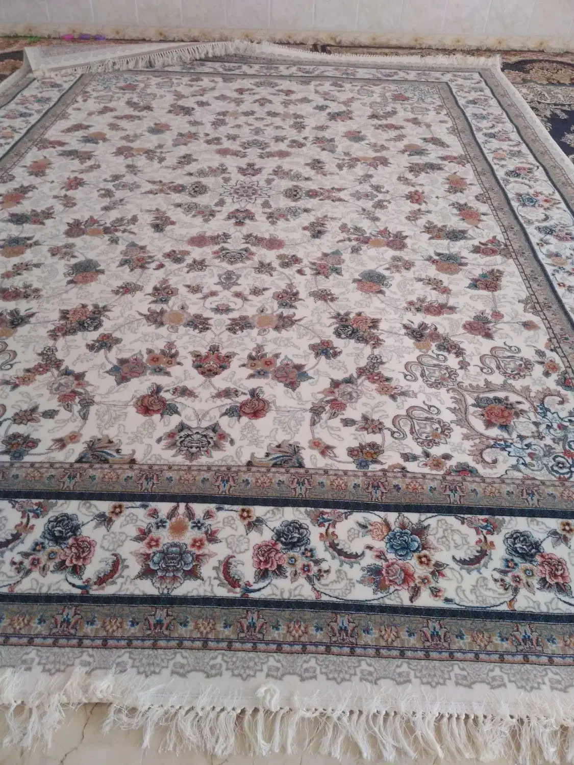 دو تخته فرش دوازده متری|فرش|سرپل ذهاب, |دیوار