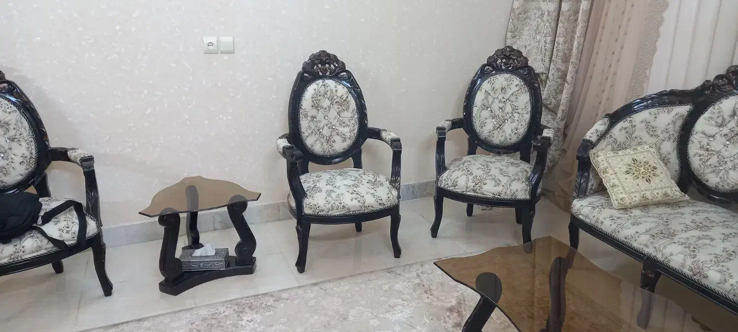 مبل سلطنتی با عسلی|مبلمان خانگی و میز عسلی|قم, انصارالحسین|دیوار