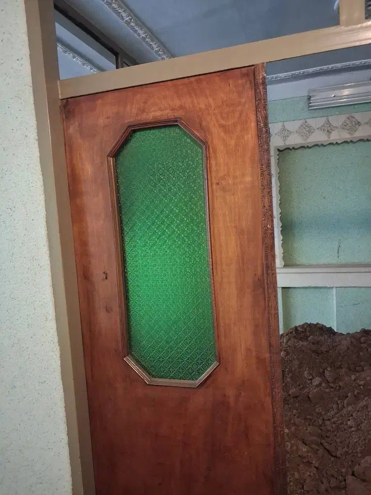 ۹ لنگه درب چوبی قدیمی نوستالژی|مصالح و تجهیزات ساختمان|ری, حمزهآباد|دیوار