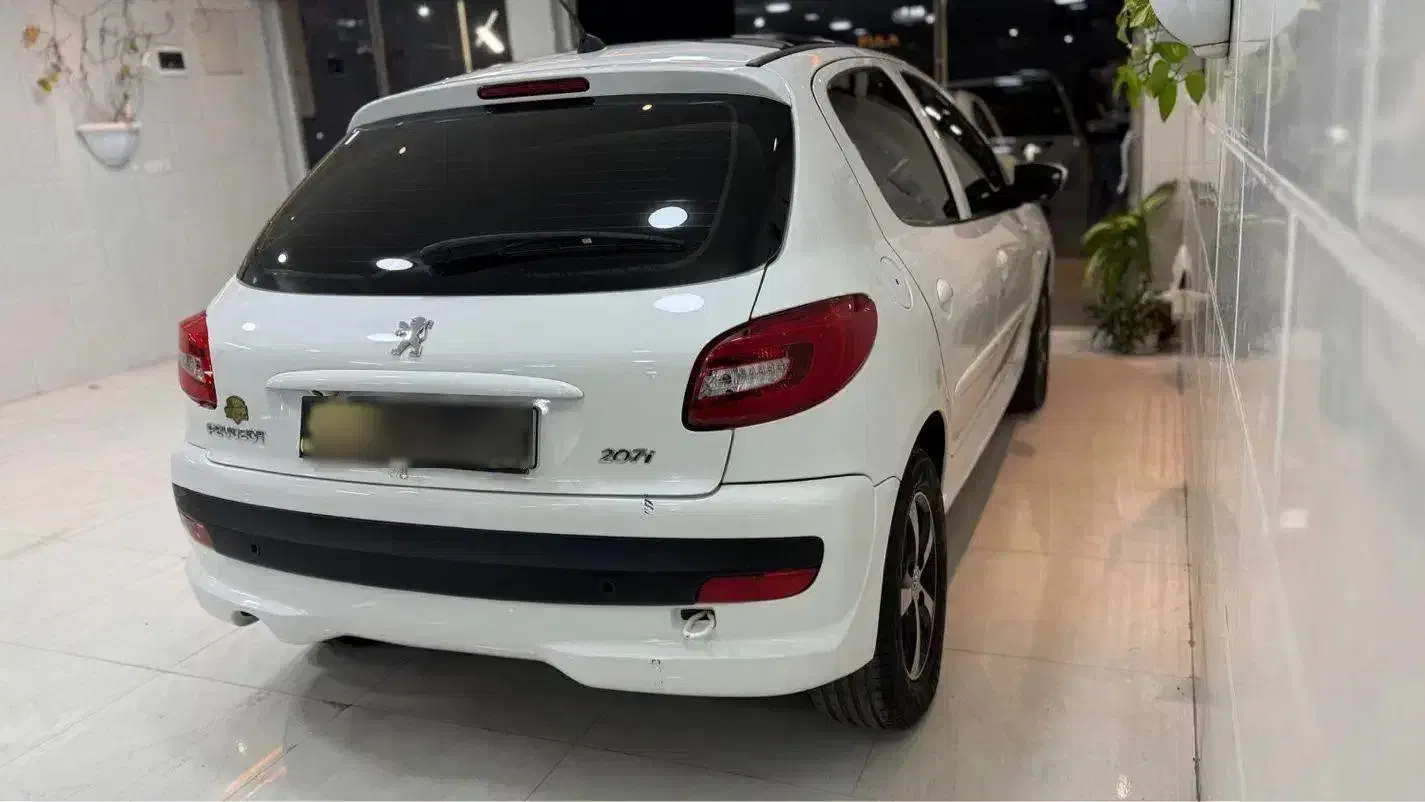 پژو ۲۰۷ دنده پانا ۴۰۲|خودرو سواری و وانت|کاشان, صنعت|دیوار