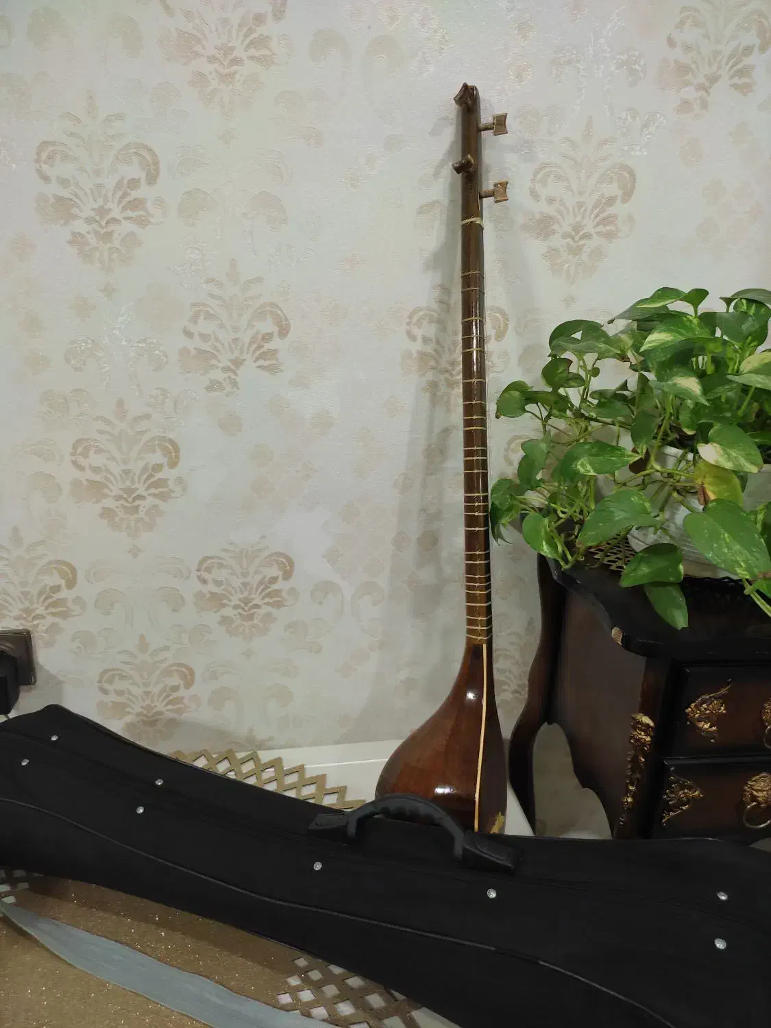 سازه های سنتی|سازهای سنتی|رشت, نخودچر|دیوار