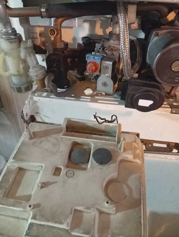 تعمیرات و نصب انواع کولر گازی و پکیج|خدمات پیشه و مهارت|بهارستان, |دیوار