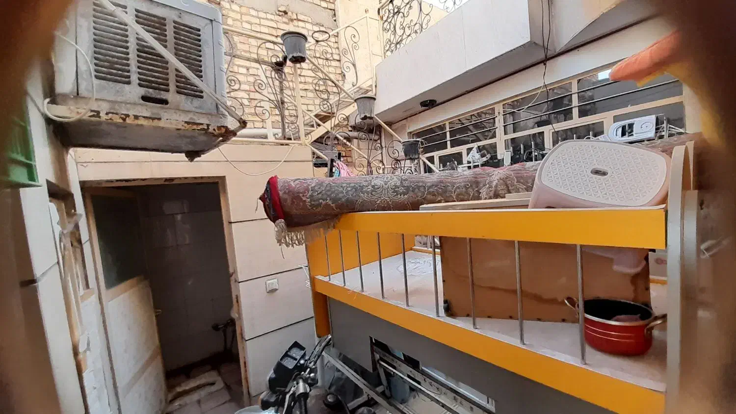 فرش۶متری و۱۲متری قرمز|فرش|نیشابور, ده حلاج|دیوار