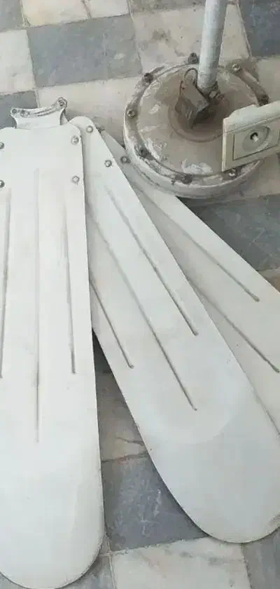 پنکه سقفی|پنکه و تصفیه‌کنندهٔ هوا|قم, رضویه|دیوار