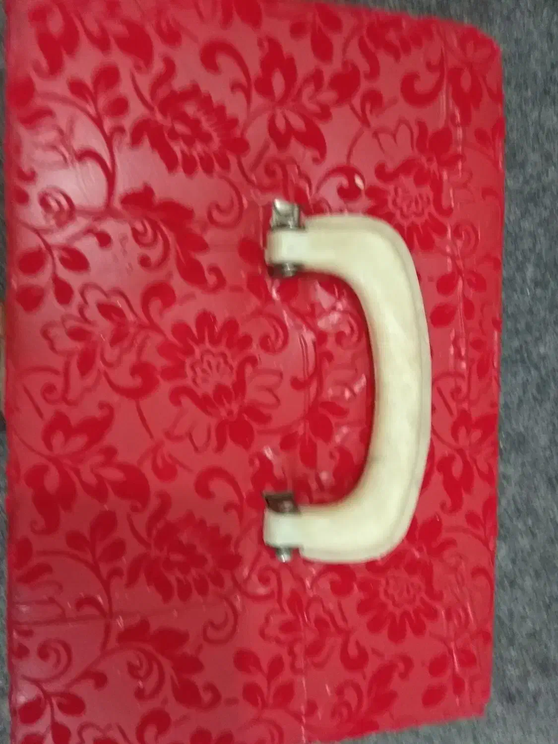 چمدان آرایشی کوچک|کیف، کفش، کمربند|شوشتر, |دیوار