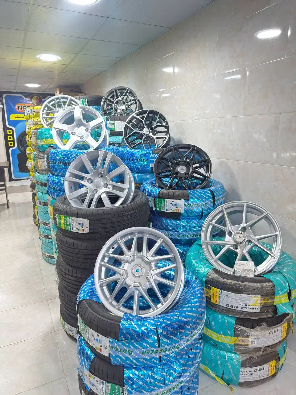 لاستیک اقساطی فروشگاه تایر سنتر با بهترین قیمت|قطعات یدکی و لوازم جانبی|لامرد, |دیوار