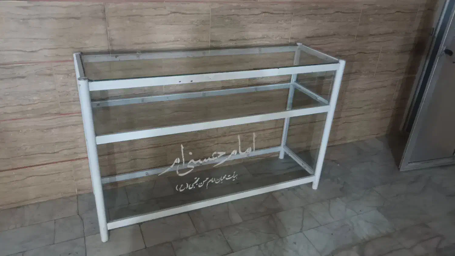 ویترین اهنی|کتابخانه، شلف، قفسههای دیواری|قزوین, |دیوار